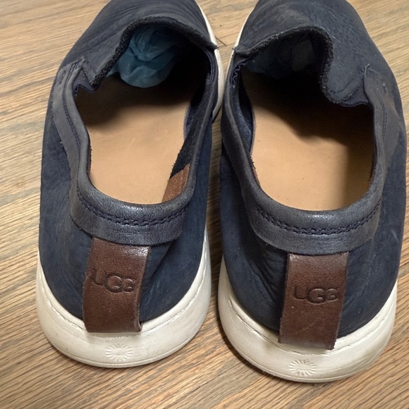 UGG Pismo Brown Leather Slip On Casual Shoes Loafer Driving Men’s Size 10.5 UGG Pismo Low Mens Sneaker Size 9.5 main image 2